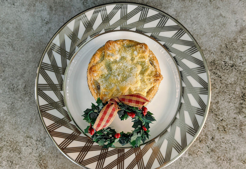 Christmas Feasting with Timeless Elegance